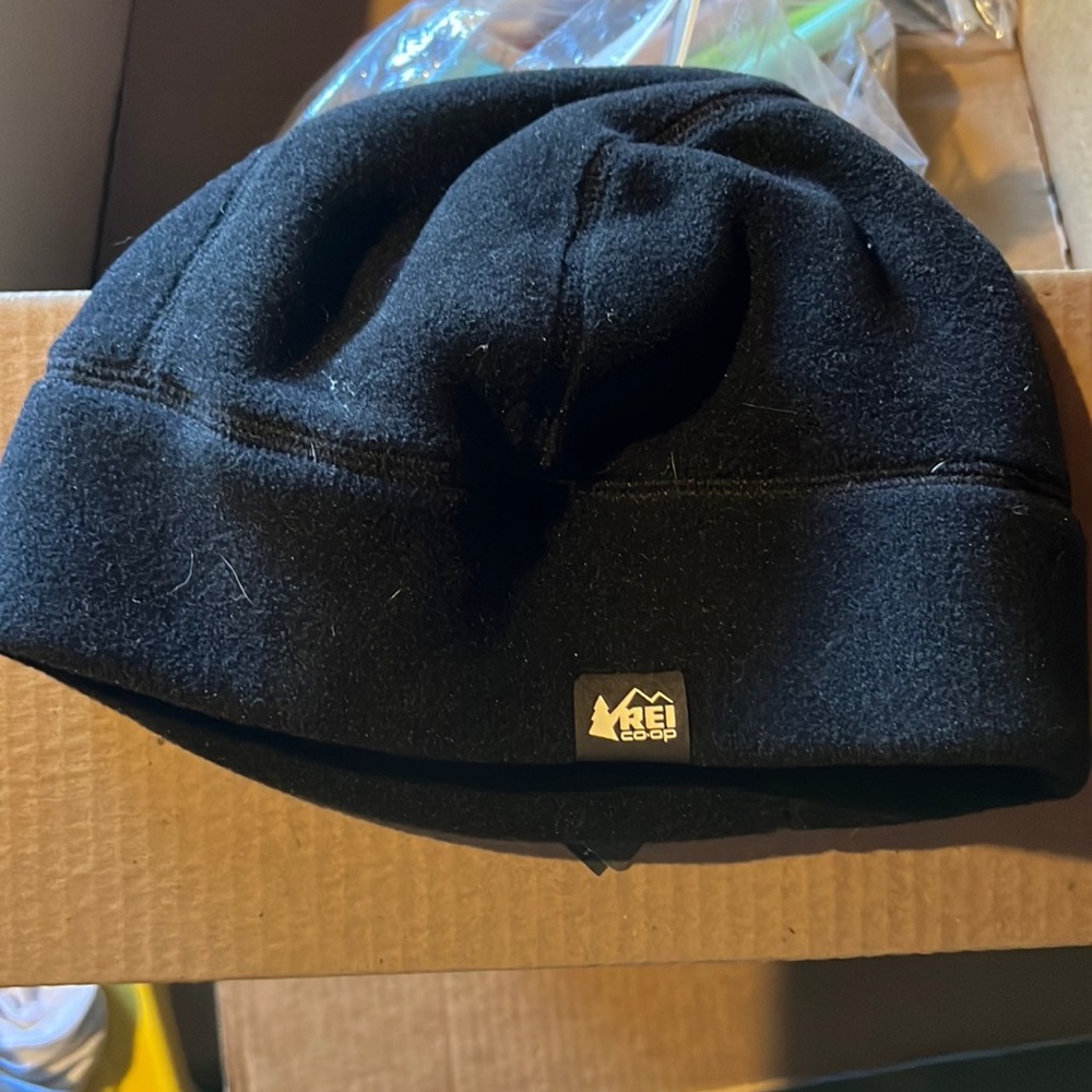 COPY - NWT unisex polartec fleece Beenie